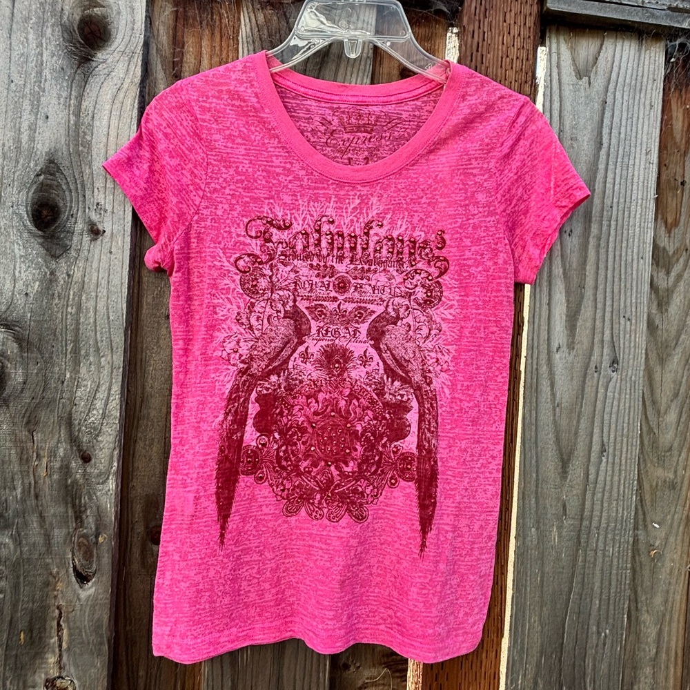 Express Bright Pink Short-Sleeve Graphic Tee